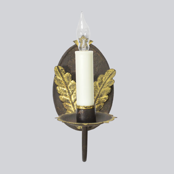 <skid>A866</skid> Acanthus Leaf Sconce