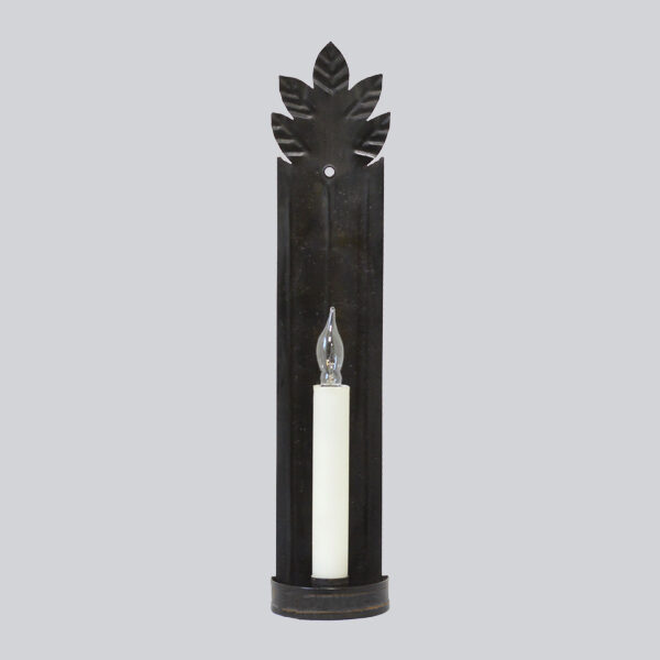 <skid>A924</skid> Tall Maple Leaf Sconce