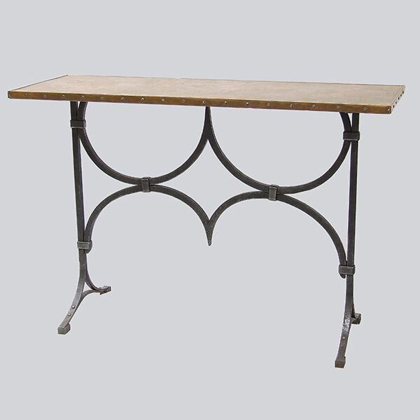 <skid>A918</skid> Hammered Copper Top Iron Table